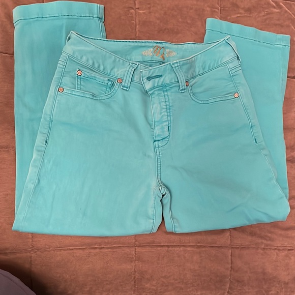 MIRACLEBODY Capris 6 Great Condition - Picture 1 of 4